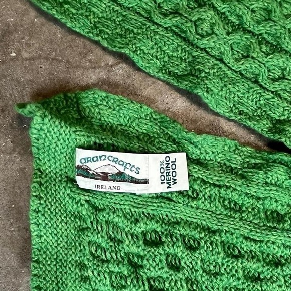 Aran Crafts Ireland Green 100% Merino Wool Cable Knit Scarf Honeycomb Stitch - Picture 2 of 5